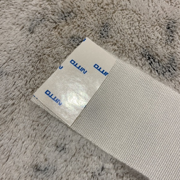 New set of CHANEL white/red decorative  Ribbon 🎀 - Picture 3 of 7